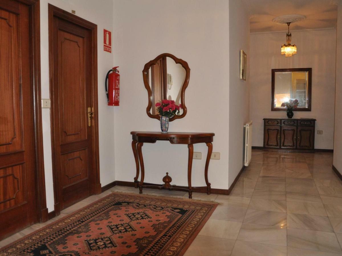 Hostal Mourelos O Grove Εξωτερικό φωτογραφία
